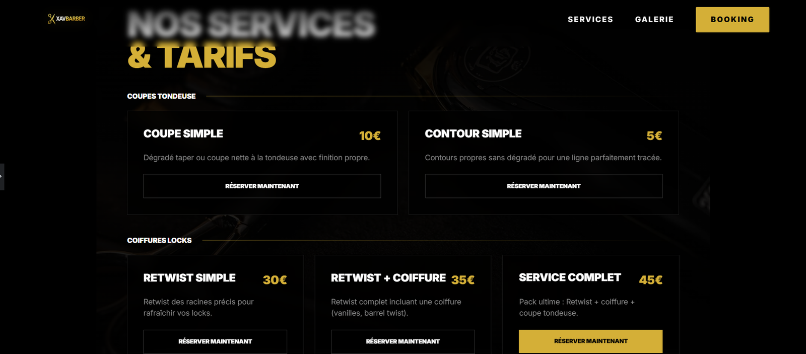 Page des services et tarifs, avec un bouton de réservation sur chaque prestation